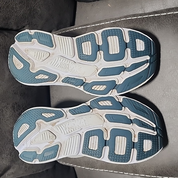 Hoka One One - Picture 4 of 7